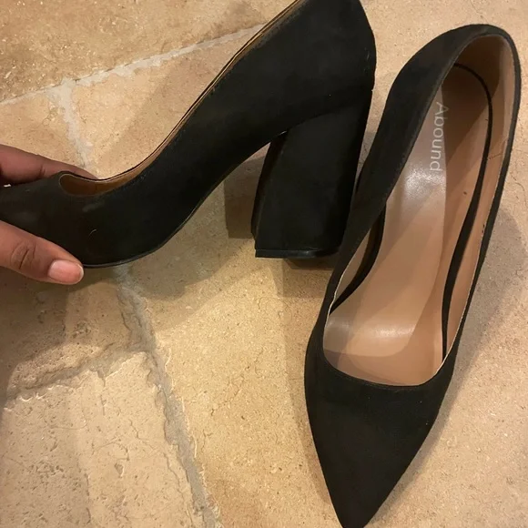 Black Suede Chunk Heels - Picture 2 of 4